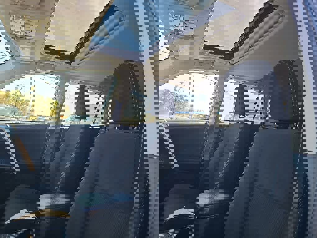 Used 2015 Toyota RAV4 XLE w/ Outdoor Package image 14