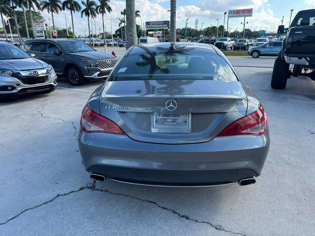 Used 2015 Mercedes-Benz CLA 250 image 7