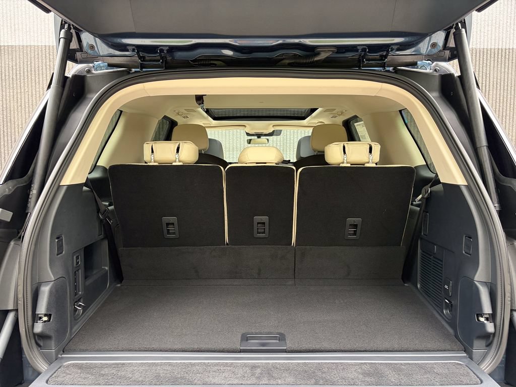 New 2027 Lincoln Navigator Reserve AWD/4WD image 25