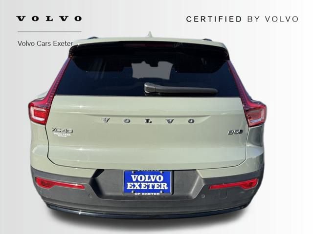 Certified 2024 Volvo XC40 B5 Plus w/ Protection Package Premier image 4