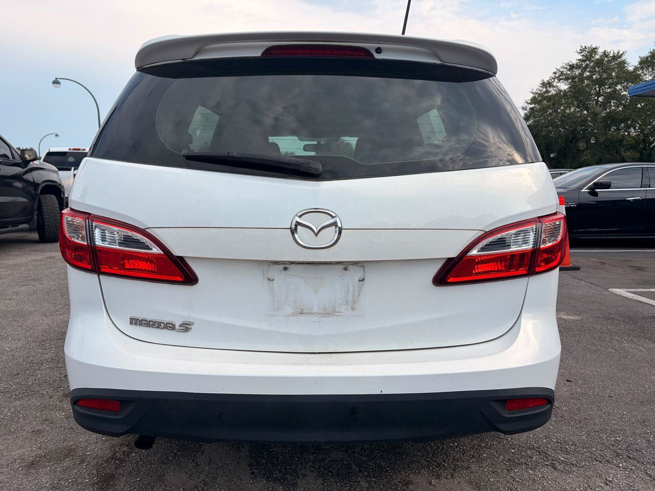 Used 2012 MAZDA MAZDA5 Grand Touring FWD image 6