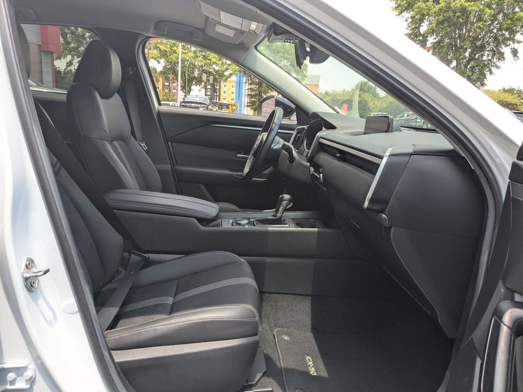 Used 2025 MAZDA CX-50 AWD 2.5 S w/ Preferred Package image 28