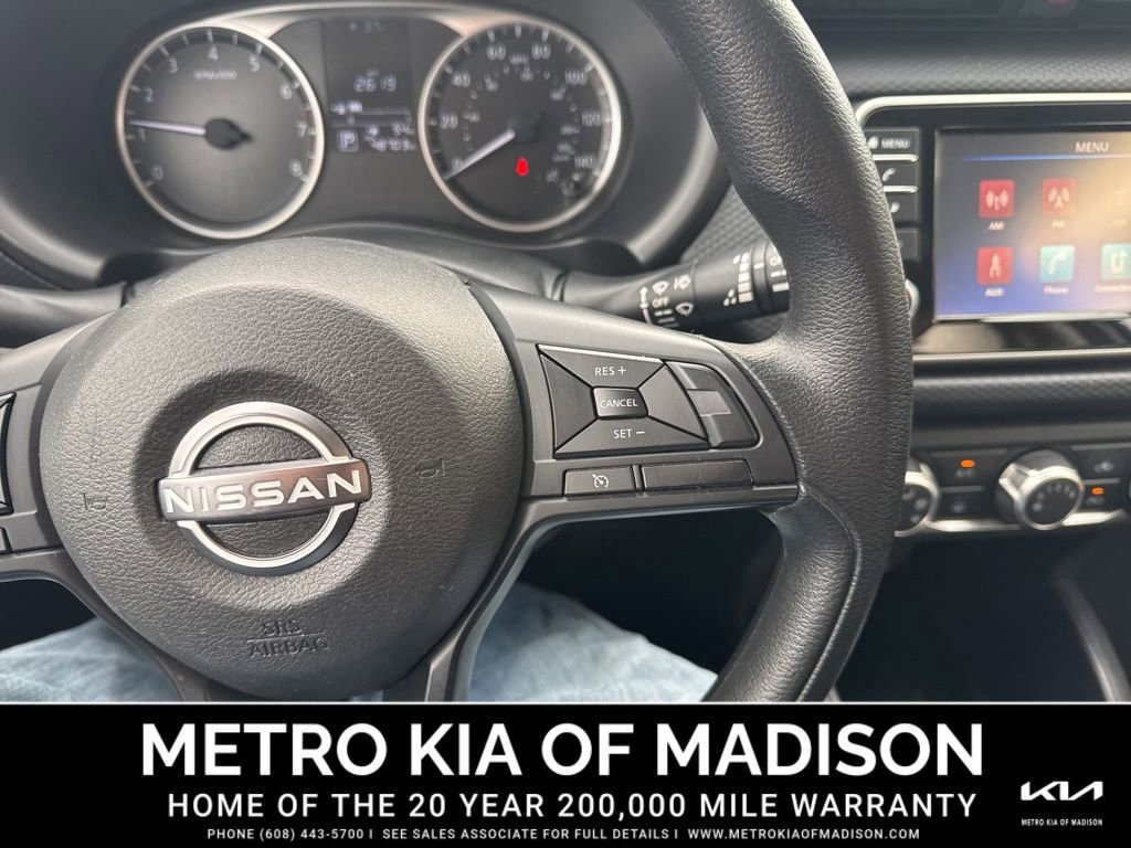 Used 2023 Nissan Kicks S image 18