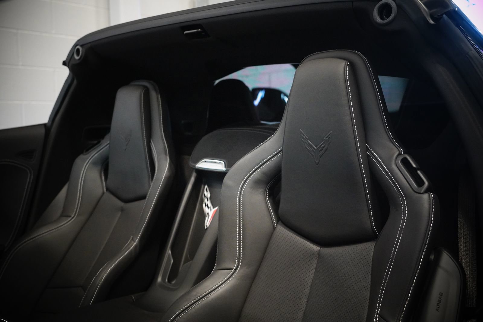 Used 2025 Chevrolet Corvette Stingray Coupe w/ 1LT image 15