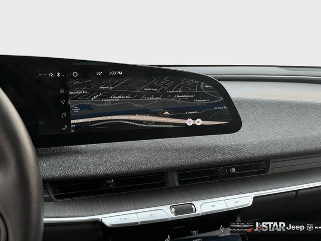 Used 2024 Lucid Air Pure image 20