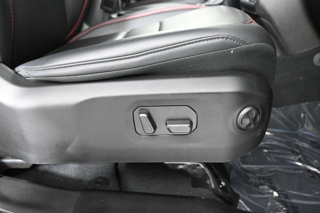 Used 2024 Jeep Wrangler Unlimited Rubicon AWD/4WD image 14