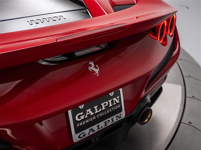 Used 2021 Ferrari F8 Tributo RWD image 15