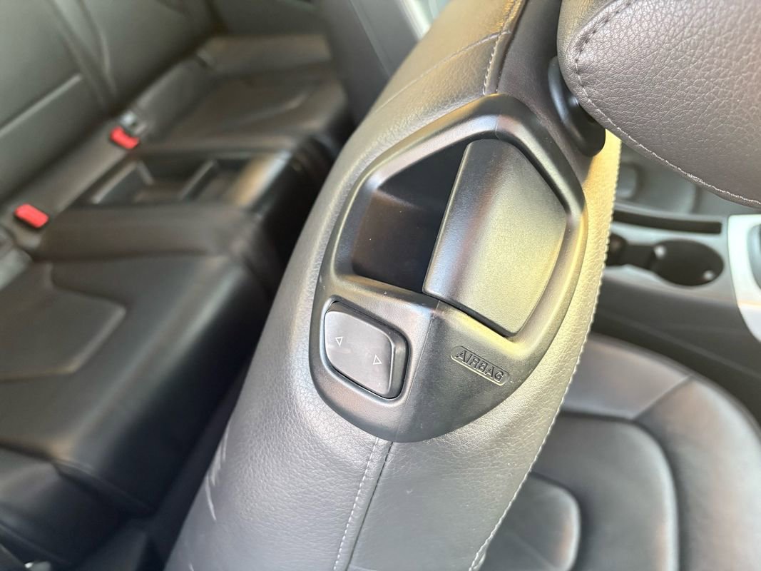 Used 2010 Audi A5 2.0T Premium image 15