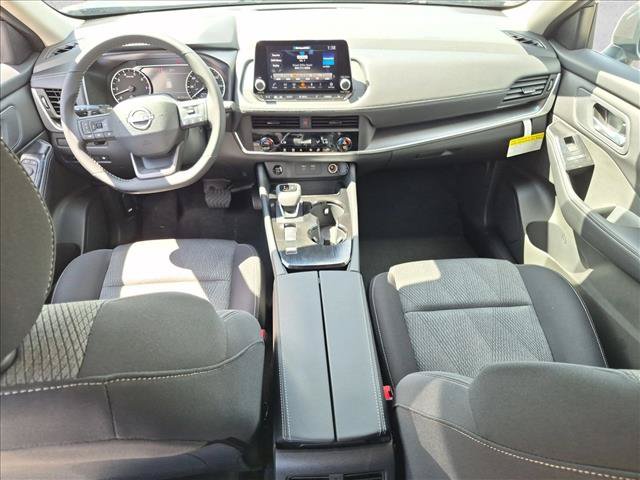 New 2027 Nissan Rogue SV FWD image 13