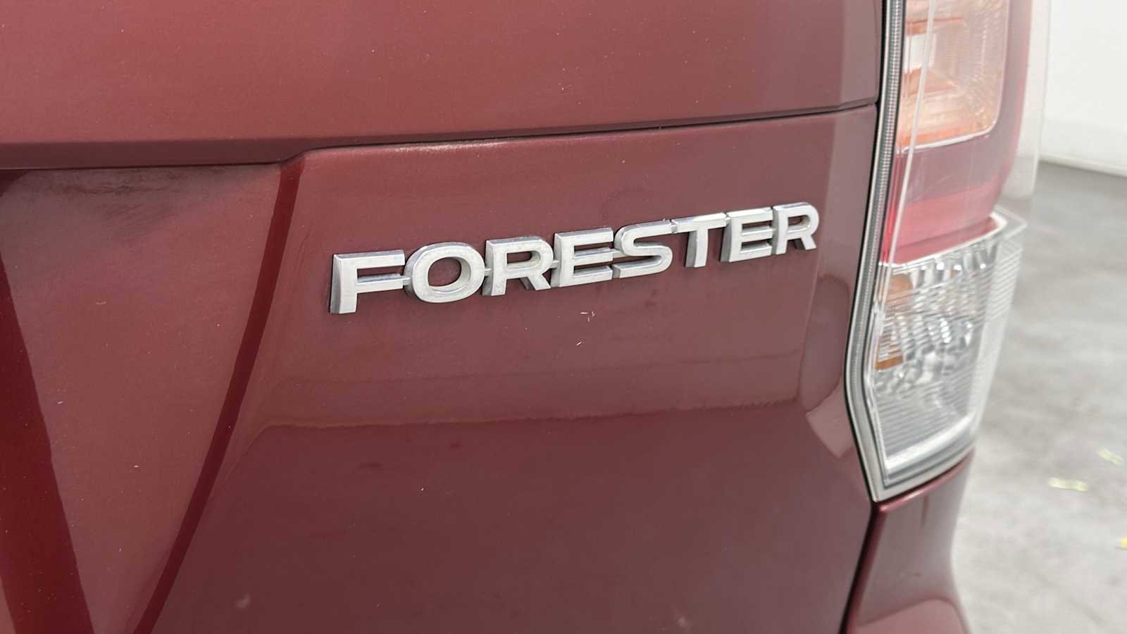 Used 2018 Subaru Forester 2.5i Limited AWD/4WD image 28