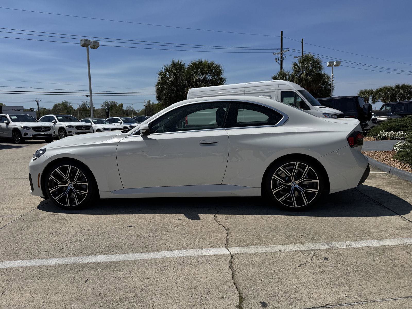 Used 2022 BMW 230i 230i w/ Convenience Package image 17