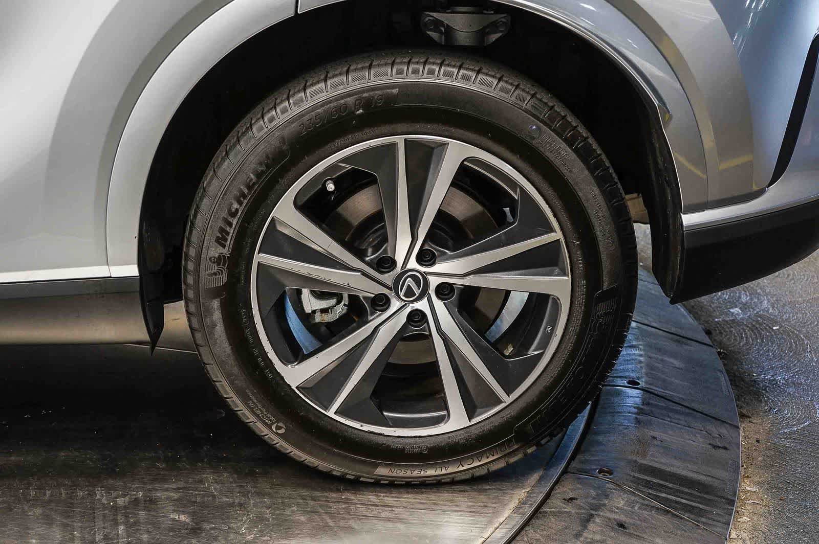 Used 2024 Lexus RX 350 FWD w/ Technology Package image 10