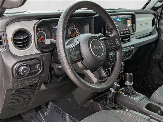 Used 2024 Jeep Wrangler Sport image 10