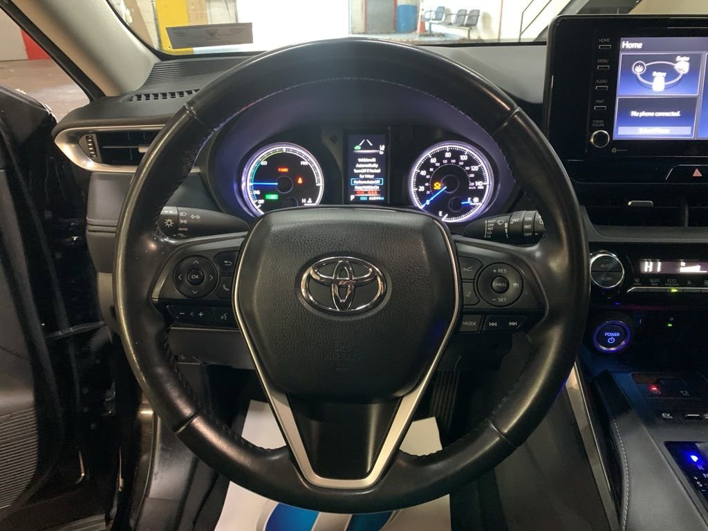Used 2021 Toyota Venza LE image 25