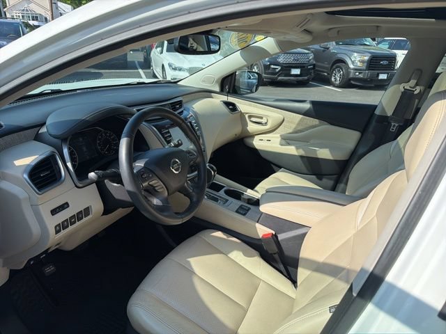Used 2021 Nissan Murano SL w/ SL Moonroof Package AWD/4WD image 11