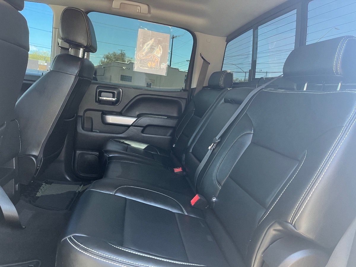 Used 2018 Chevrolet Silverado 1500 LT w/ All Star Edition AWD/4WD image 29