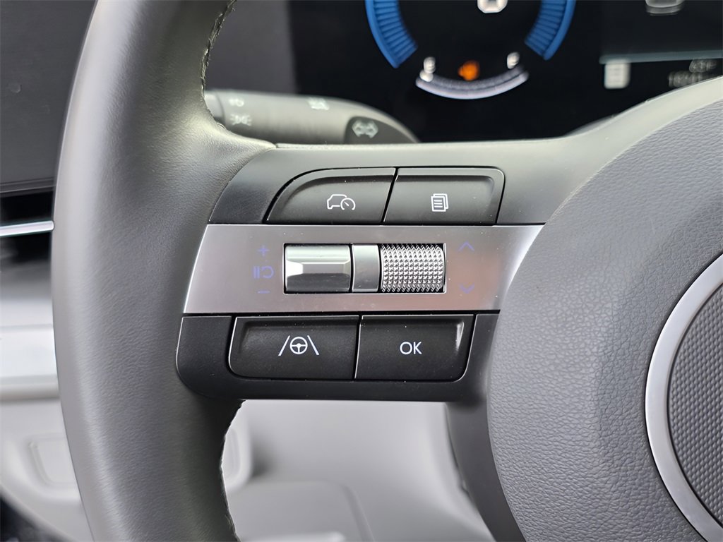 Used 2024 Hyundai Kona SEL image 25