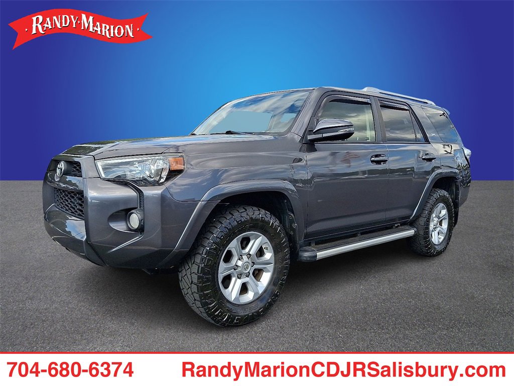 Used 2018 Toyota 4Runner TRD Off-Road image 1