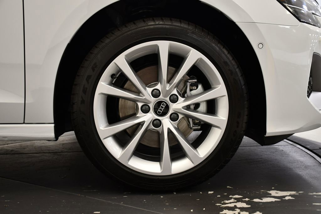 Used 2025 Audi A3 2.0T Premium Plus w/ Premium Plus Package AWD/4WD image 16