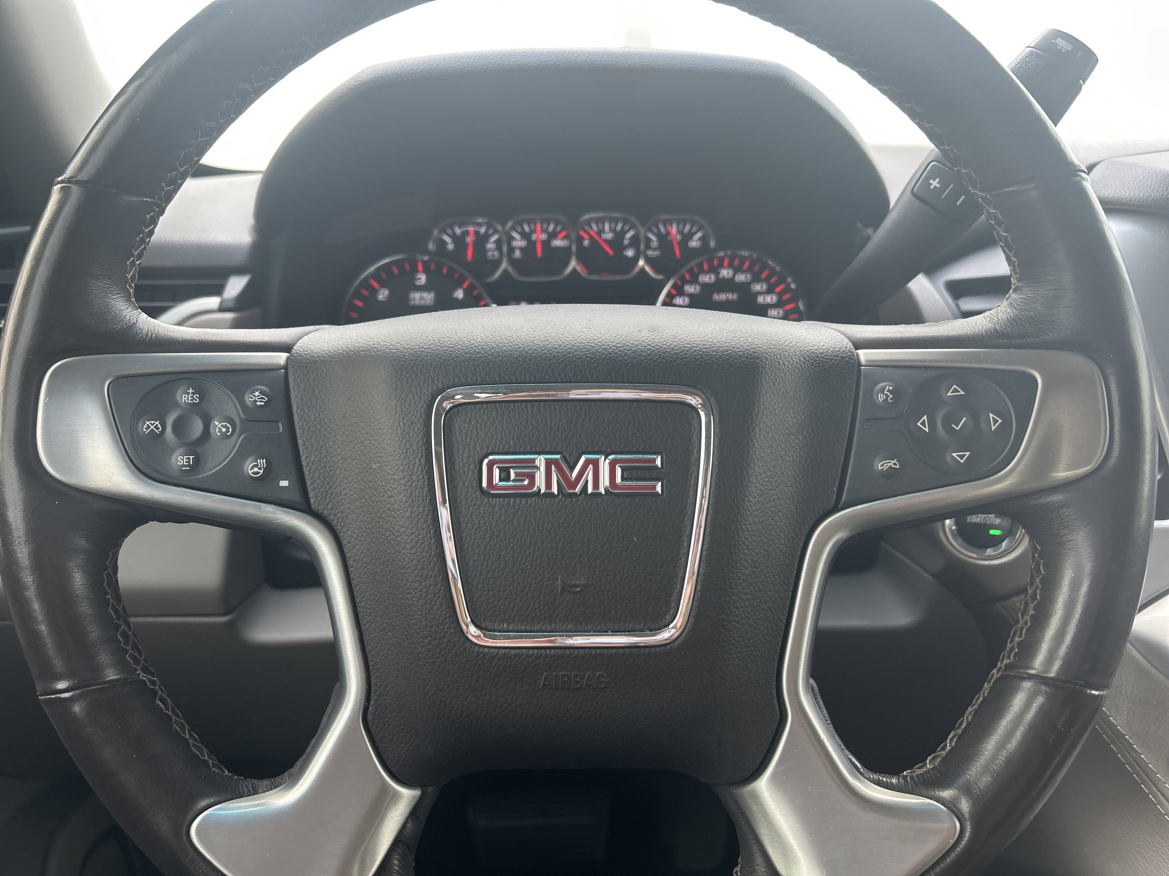 Used 2016 GMC Yukon SLT w/ Open Road Package AWD/4WD image 24