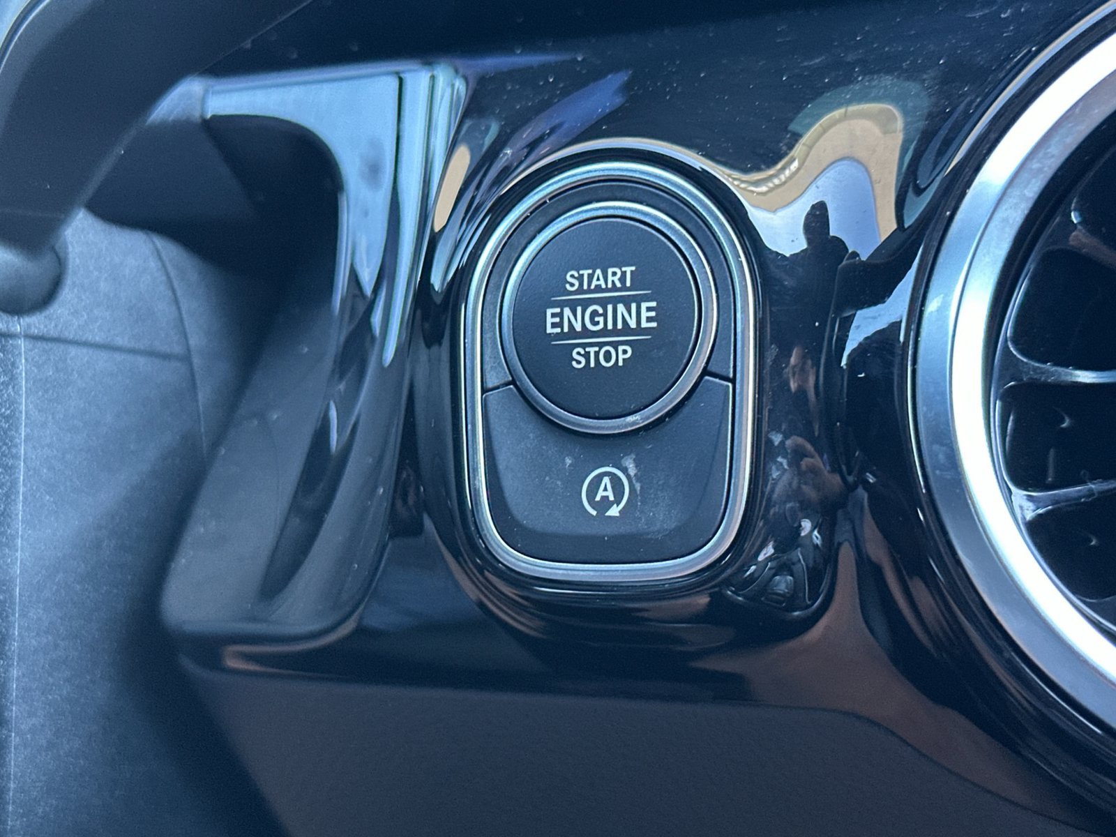 Certified 2026 Mercedes-Benz GLA 250 image 24