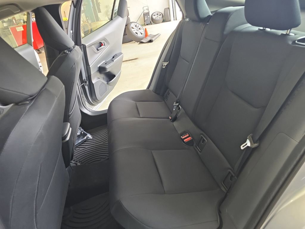 Used 2026 Toyota Prius LE FWD image 15