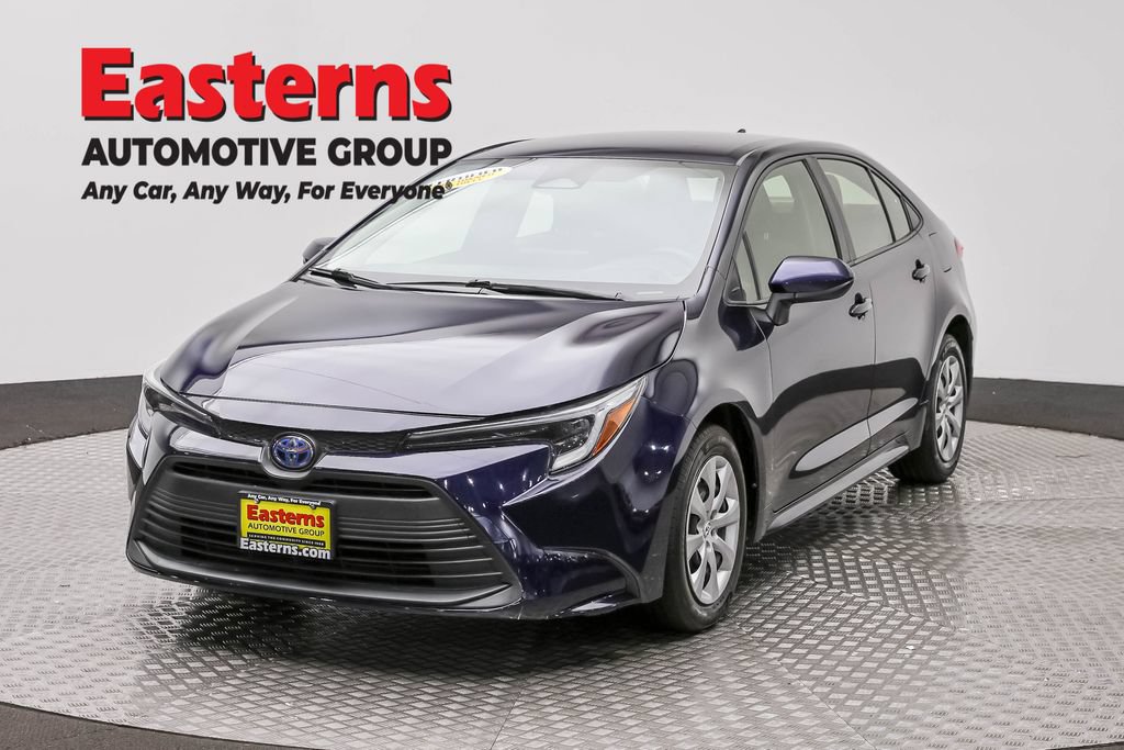 Used 2023 Toyota Corolla LE w/ Carpet Mat Package (TMS)