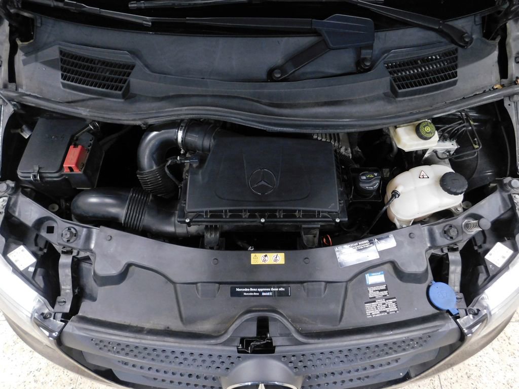 Used 2019 Mercedes-Benz Metris Passenger image 13