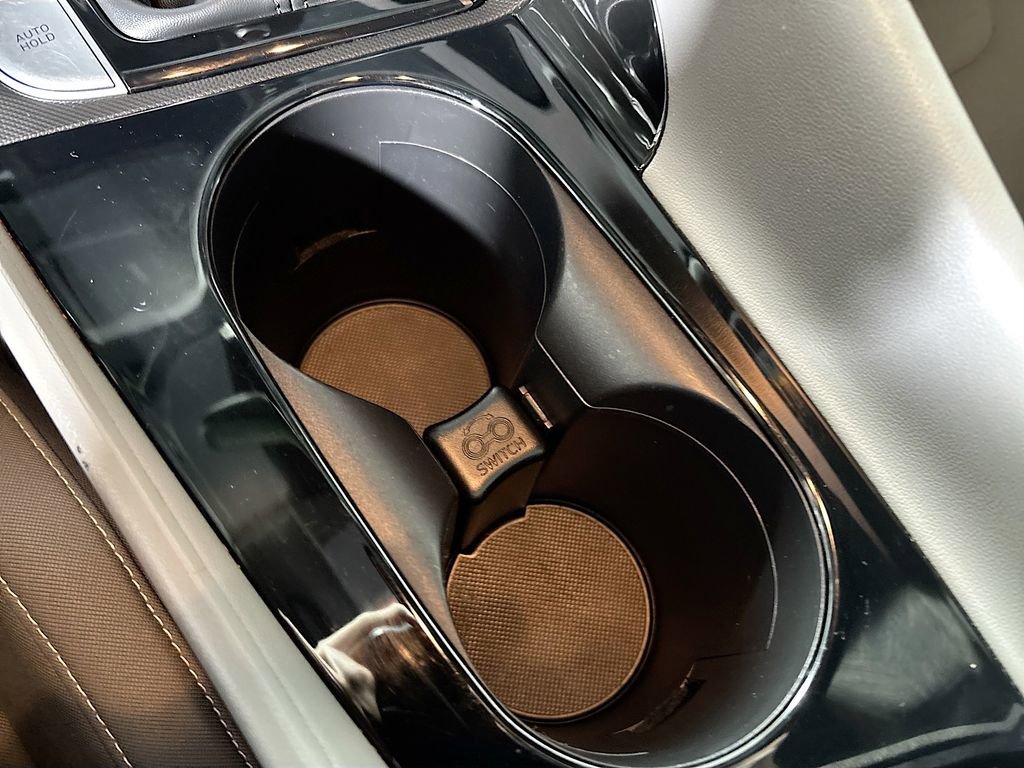 Used 2022 Hyundai Elantra Blue image 15