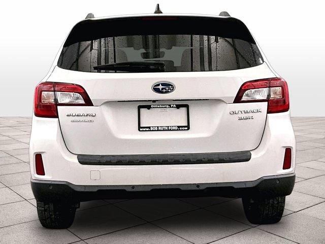 Used 2017 Subaru Outback 3.6R Touring AWD/4WD image 5