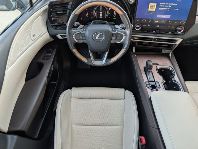 Used 2024 Lexus RX 350 w/ Convenience Package image 12