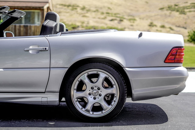 Used 2002 Mercedes-Benz SL 500 image 5