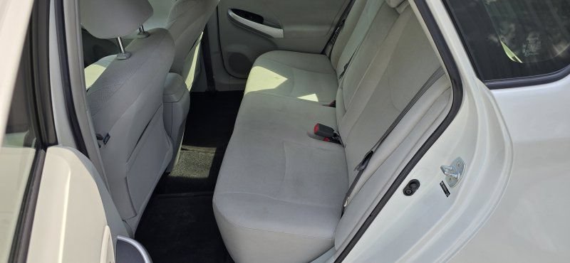 Used 2012 Toyota Prius Three FWD image 31