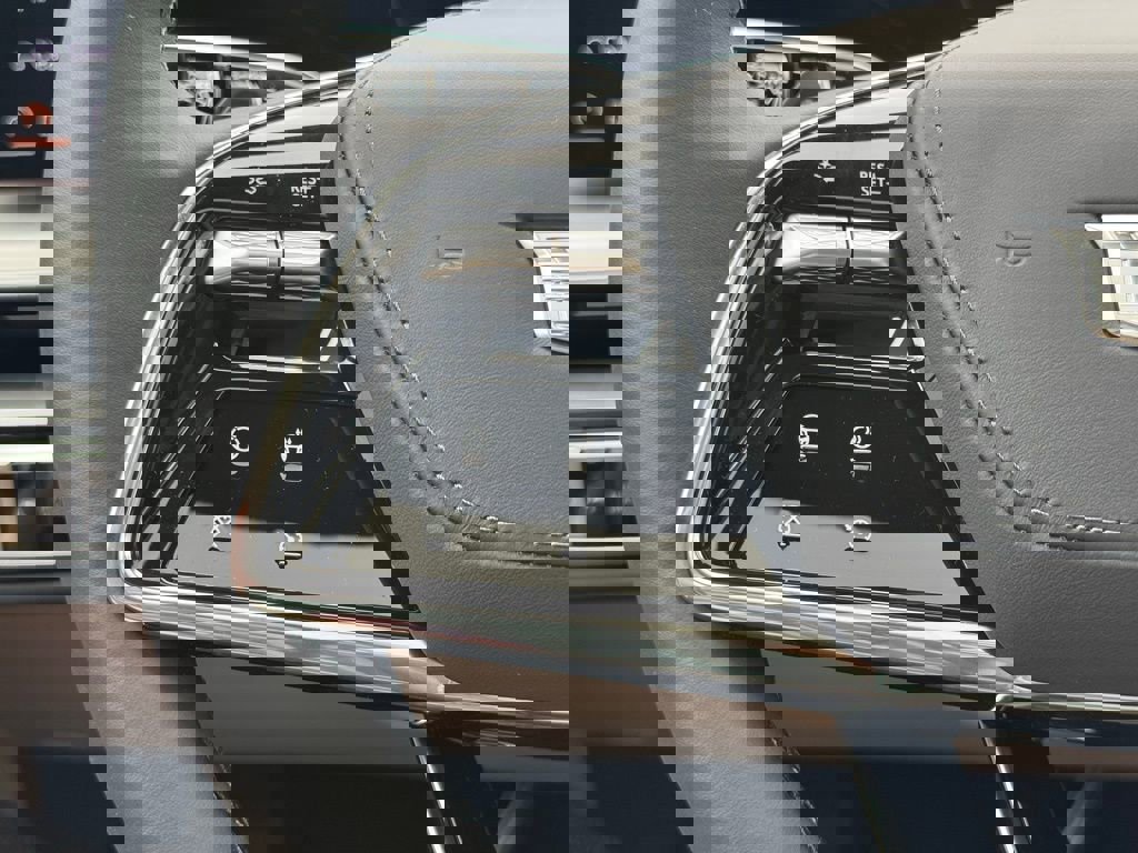 New 2025 Cadillac Lyriq Sport w/ Nappa Leather Package image 26