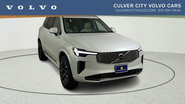 New 2026 Volvo XC90 T8 Ultra w/ Protection Package