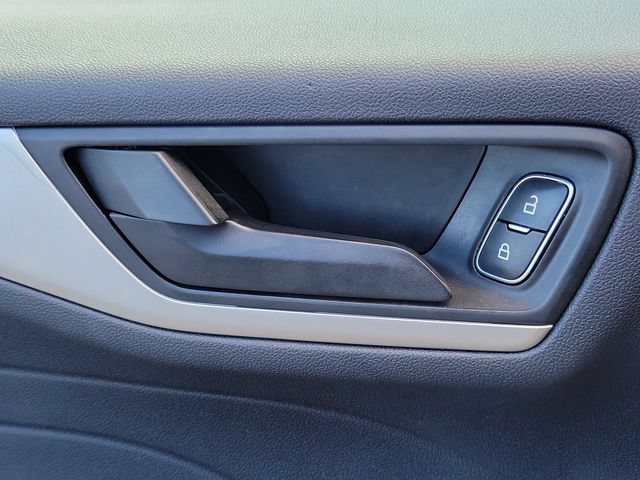 Used 2022 Ford Escape SE w/ SE Sport Appearance Package FWD image 14