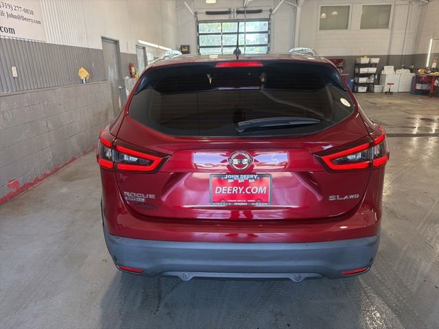 Certified 2022 Nissan Rogue Sport SL w/ Premium Package AWD/4WD image 4