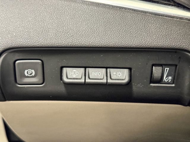 Certified 2022 Buick Enclave Avenir w/ Avenir Technology Package image 40