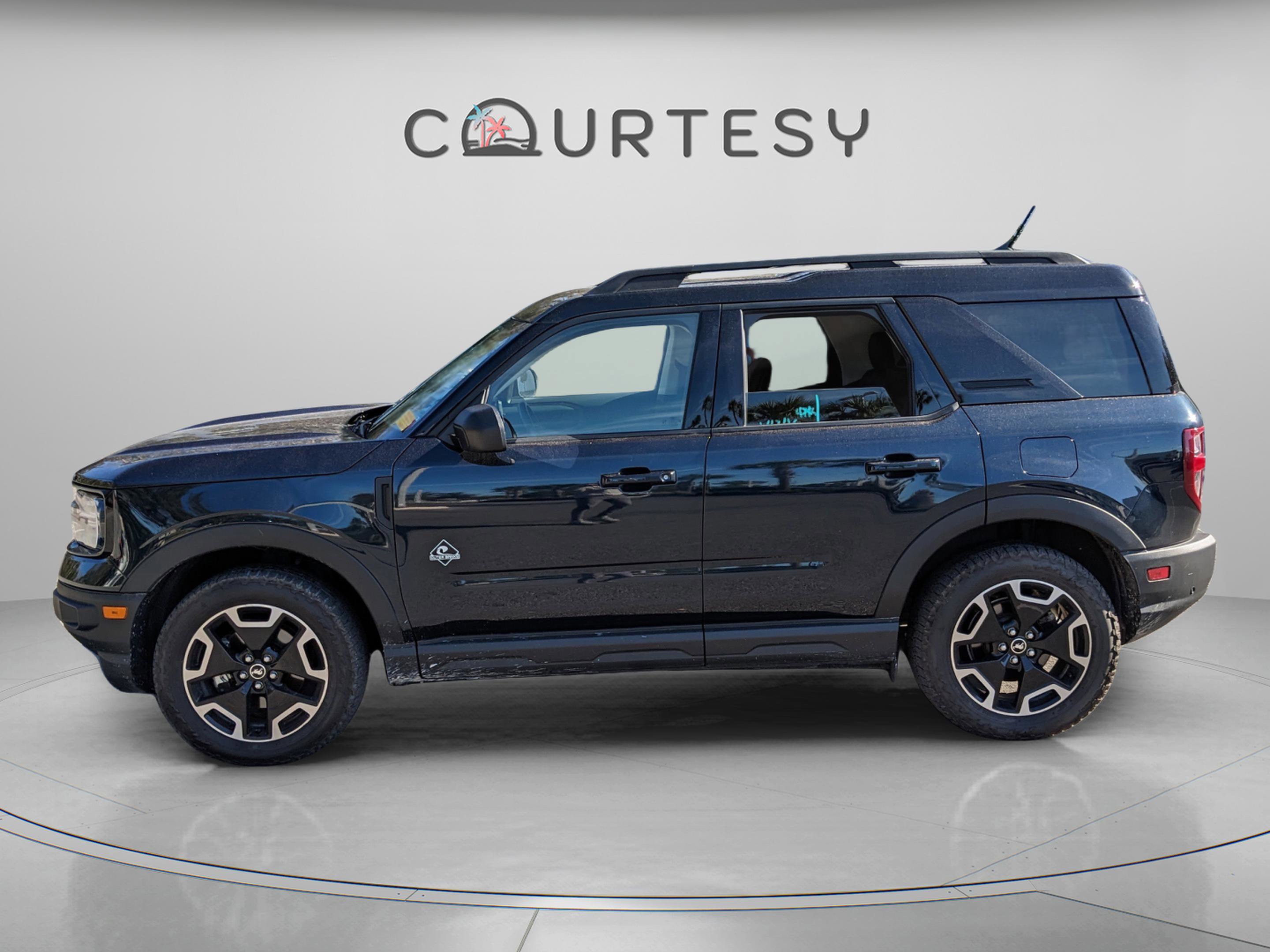 Used 2021 Ford Bronco Sport Outer Banks image 4