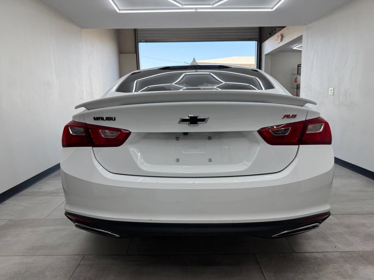 Used 2022 Chevrolet Malibu RS FWD image 6