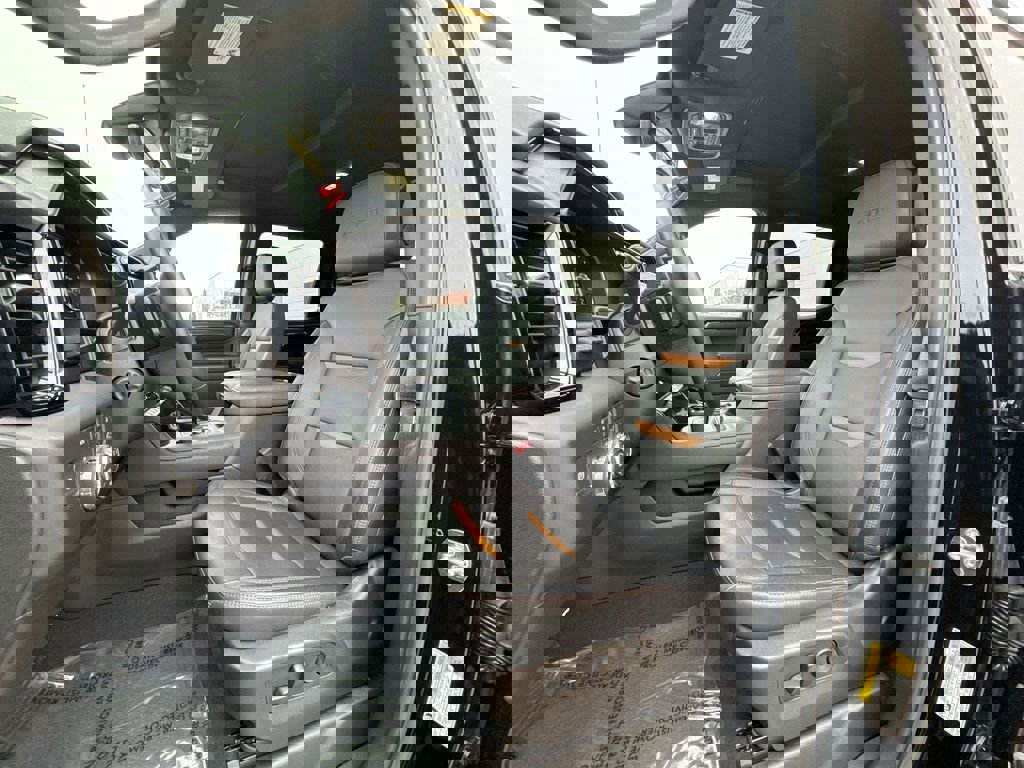 Certified 2024 GMC Sierra 1500 AT4 w/ Technology Package image 21