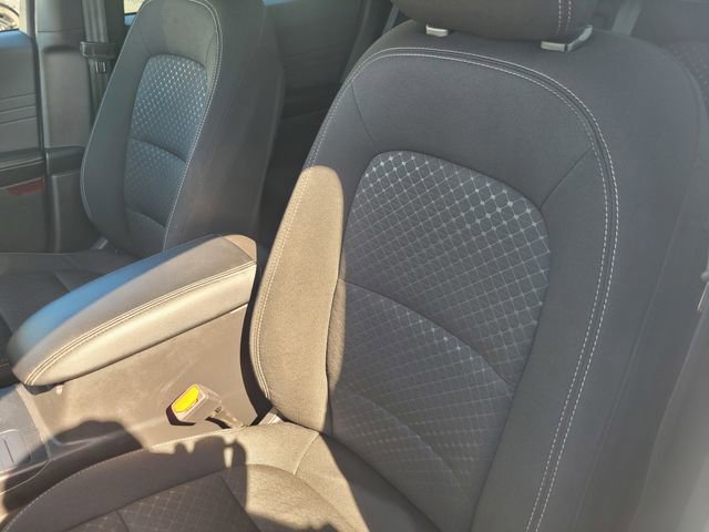 Used 2025 Ford Escape Active AWD/4WD image 13
