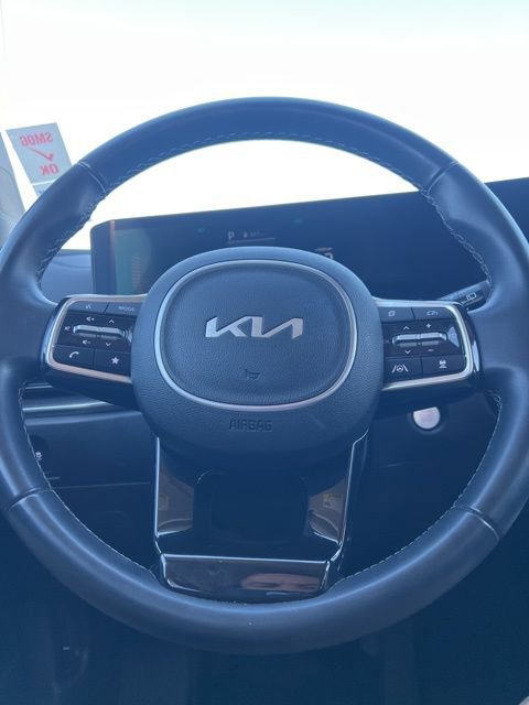 Used 2024 Kia Sorento S image 12