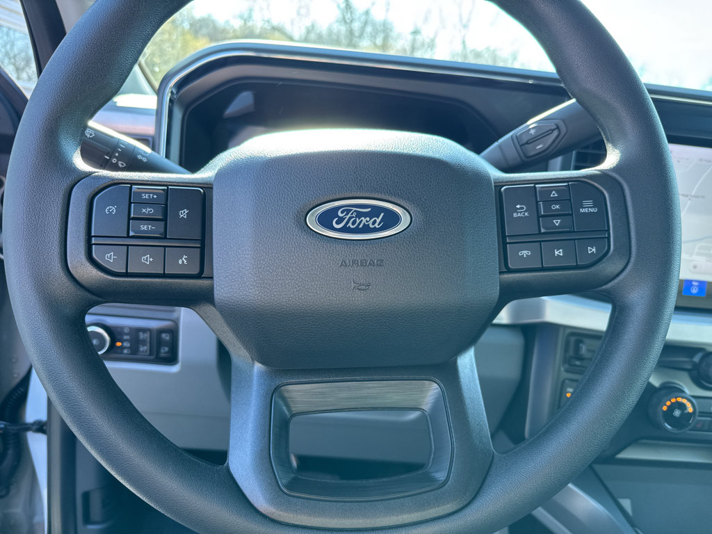 New 2026 Ford F250 XLT w/ XLT Premium Package AWD/4WD image 18