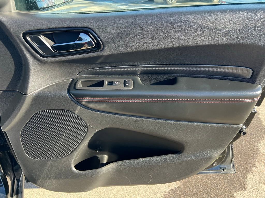 Used 2023 Dodge Durango GT image 29