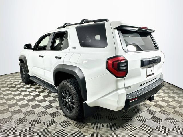 Used 2025 Toyota 4Runner SR5 AWD/4WD image 5
