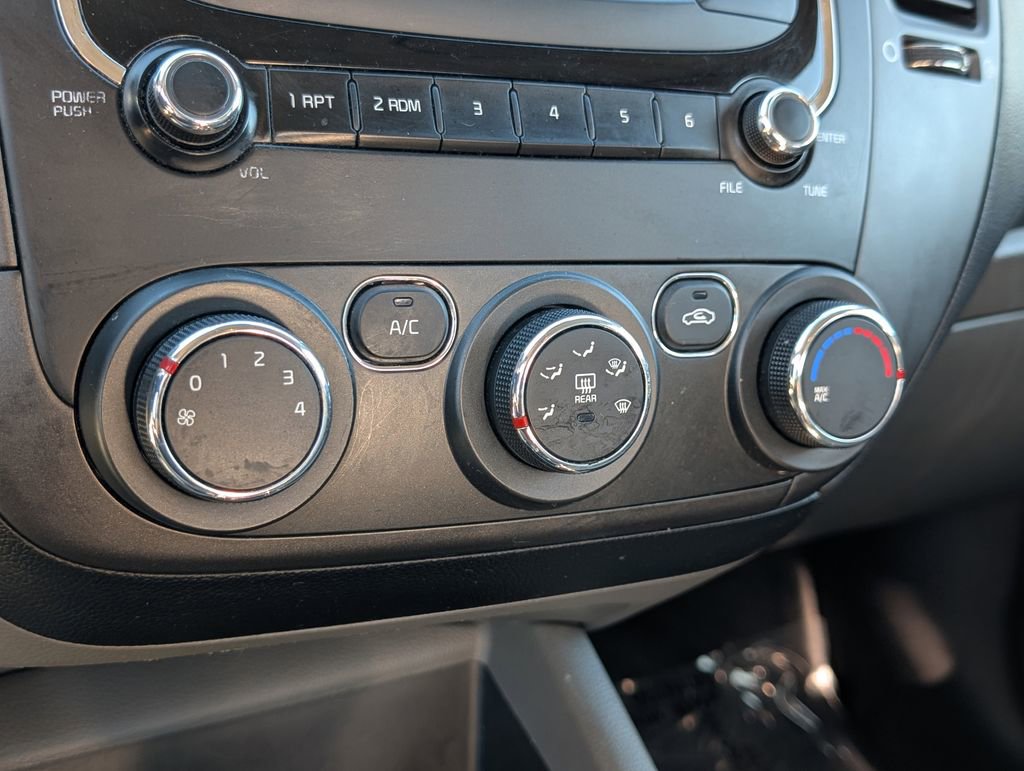 Certified 2017 Kia Forte LX image 23