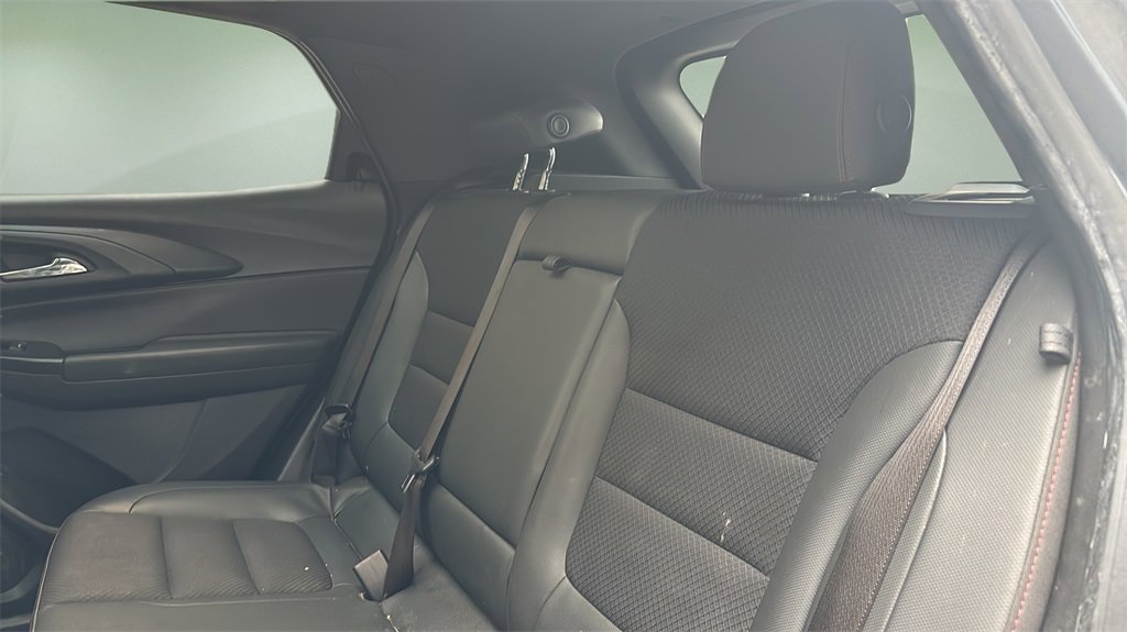 Used 2021 Chevrolet TrailBlazer RS w/ Sun and Liftgate Package image 12