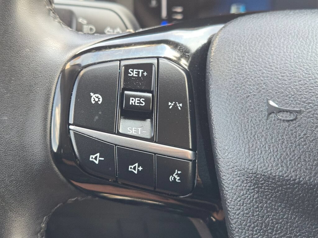 Used 2024 Ford Escape Active AWD/4WD image 30