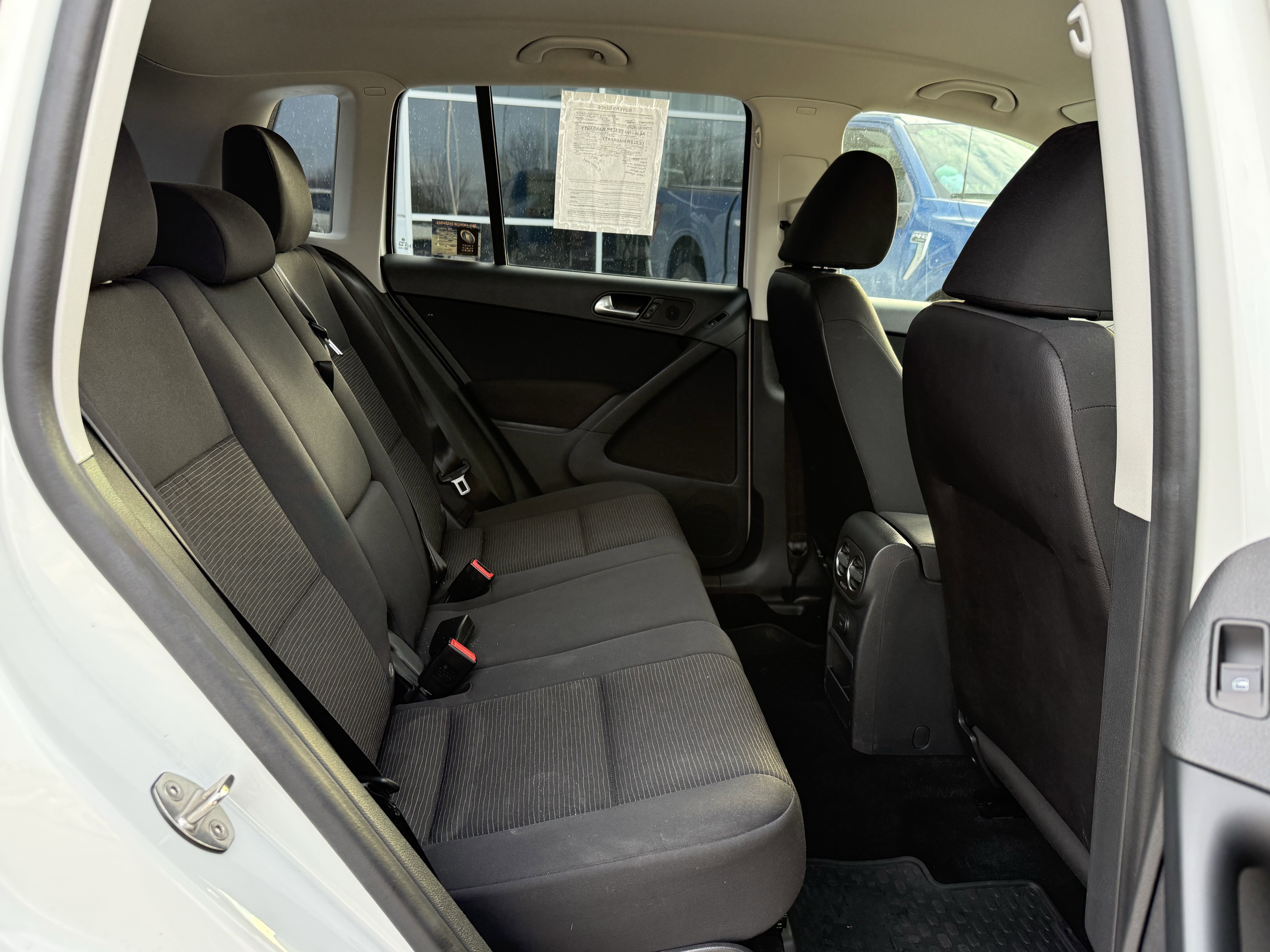 Used 2017 Volkswagen Tiguan Limited w/ Alloy Wheels Package AWD/4WD image 6